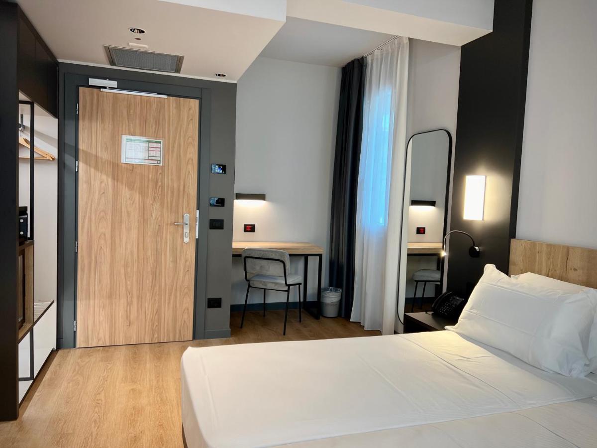 Hotel Leonessa Brescia Luaran gambar